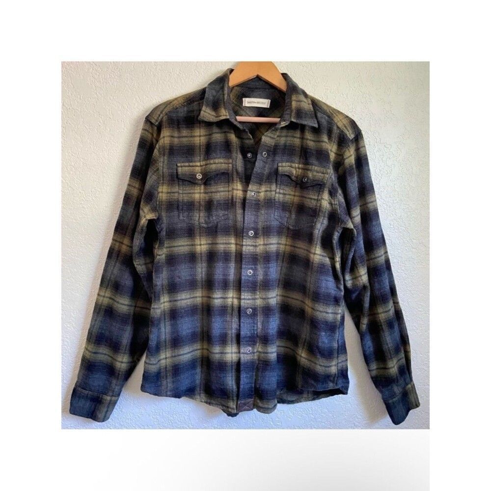 Dakota Grizzly Flannel Plaid Shirt